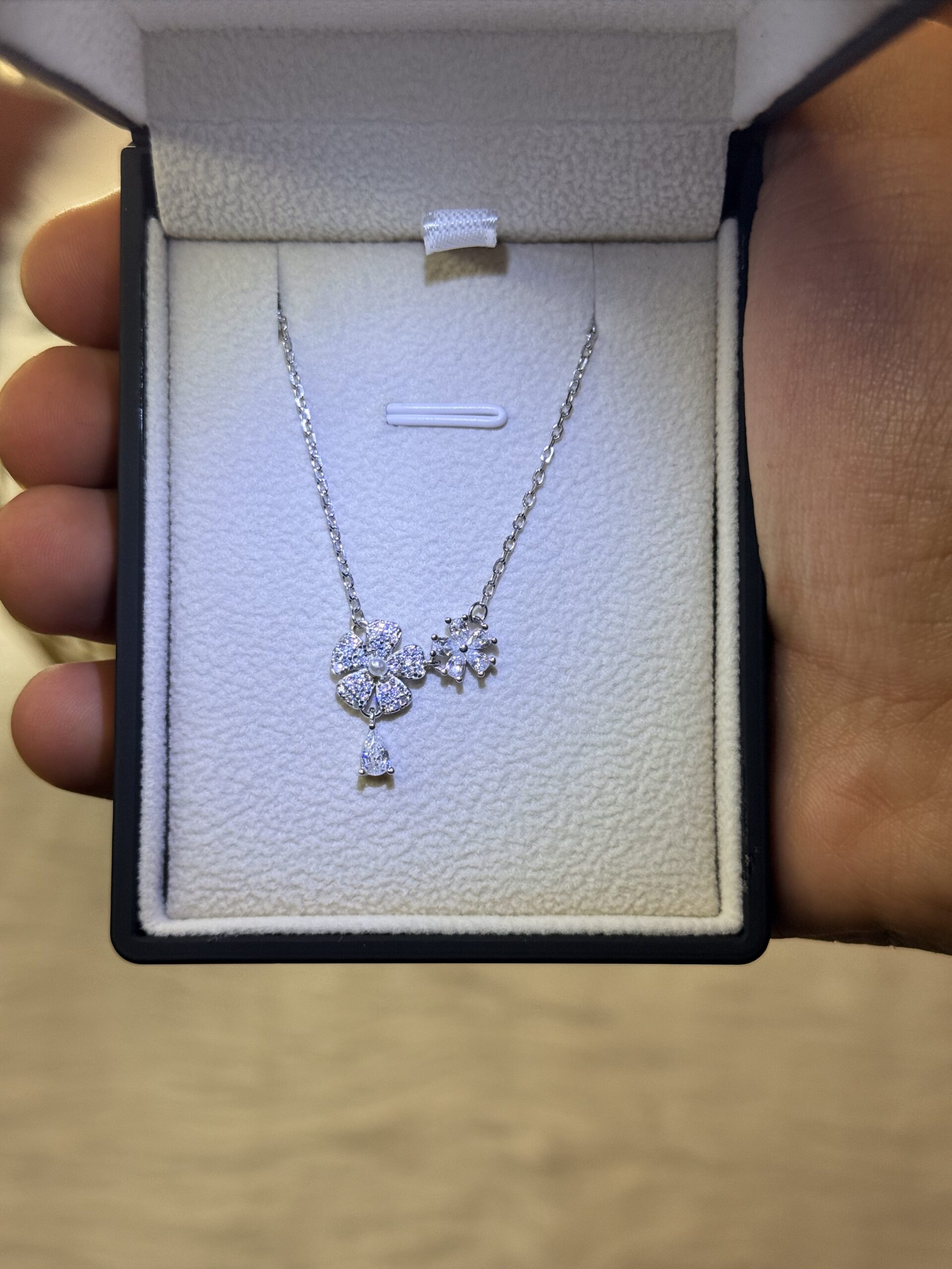 2026_06_11_09_55_42_IMG_2322 Two Roses Necklace with Solitaire Drop – 925 Silver